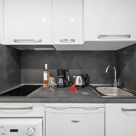 Lastoria - Au Coeur Du Centre-ville Bord De 아파트 멍똥